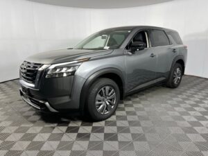 2025 Nissan Pathfinder S 4D Sport
